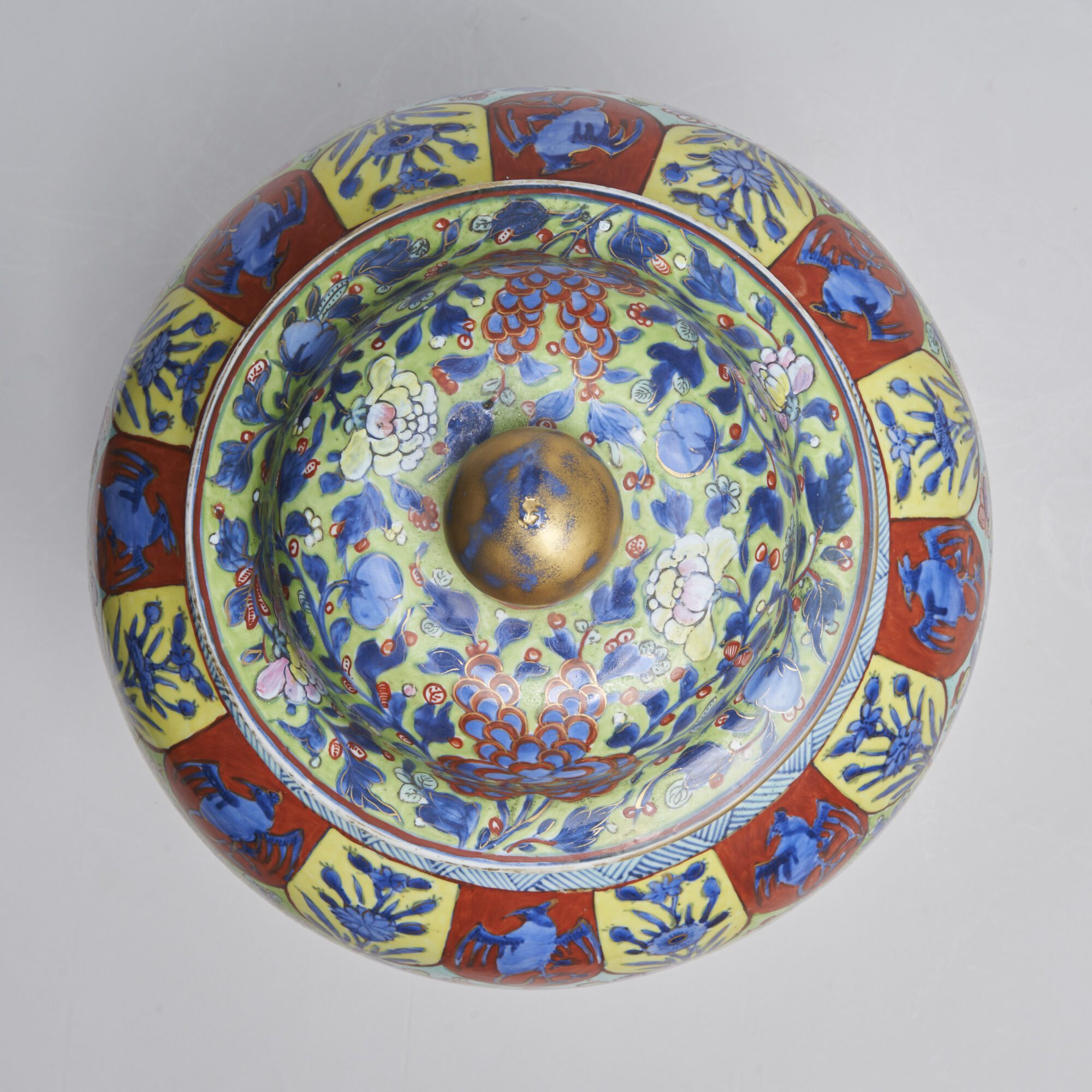 An impressive 18th Century Chinese "Clobbered" temple jar and cover from Kevin Page