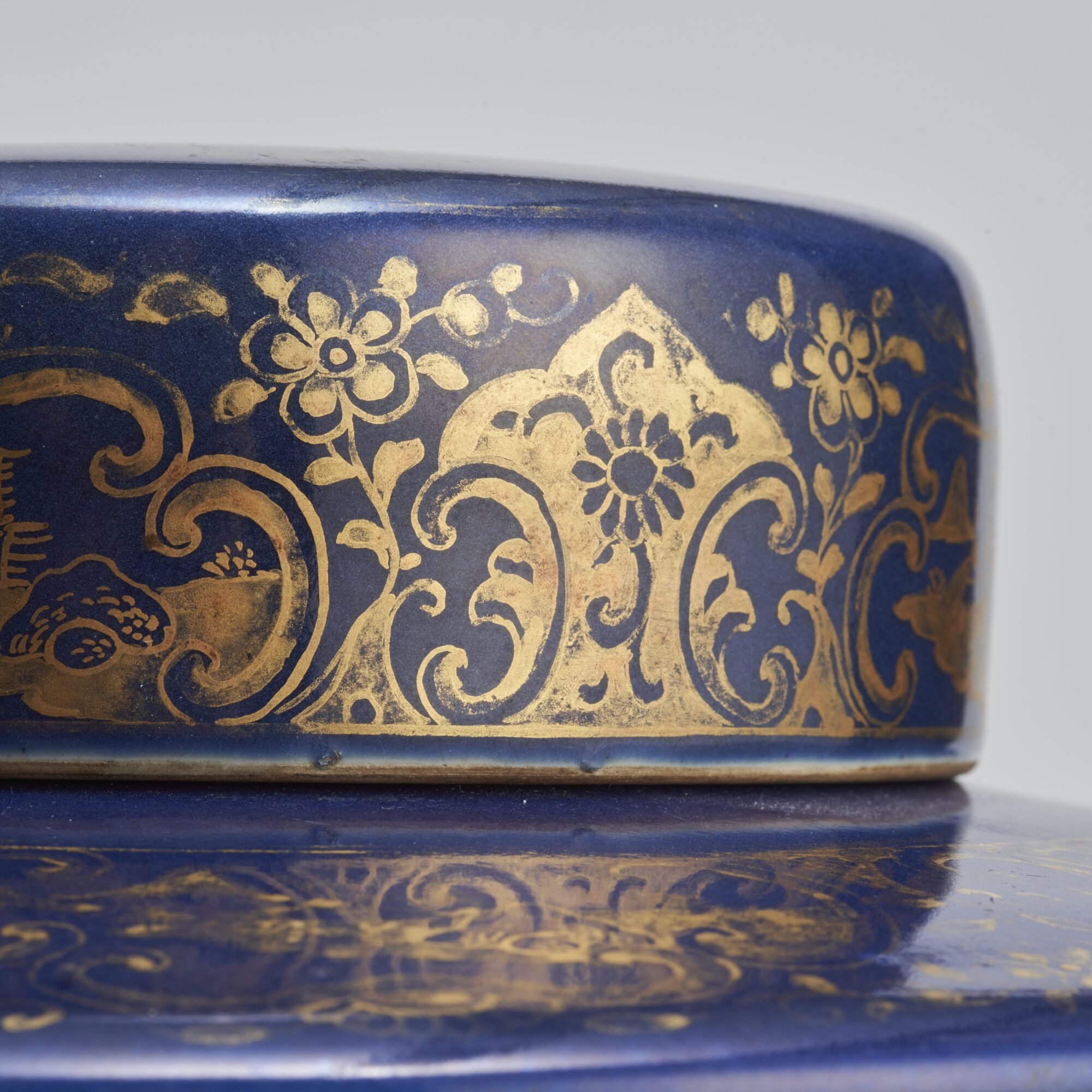 A large 18th century Chinese Powder Blue tea jar and cover from Kevin Page